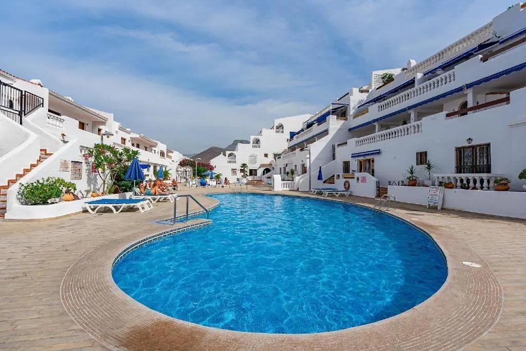 Sunset View Studio At Port Royale With Heated Pool And Free Wi-Fi アロナ 0*,  スペイン