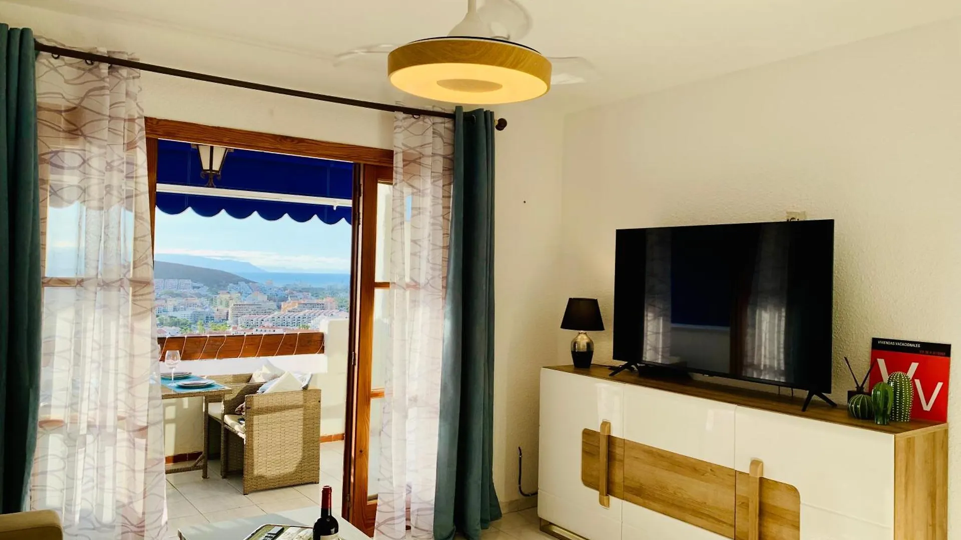 Sunset View Studio At Port Royale With Heated Pool And Free Wi-Fi アロナ アパート